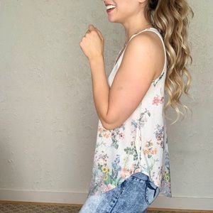 Gaze Flower Garden Tank Top